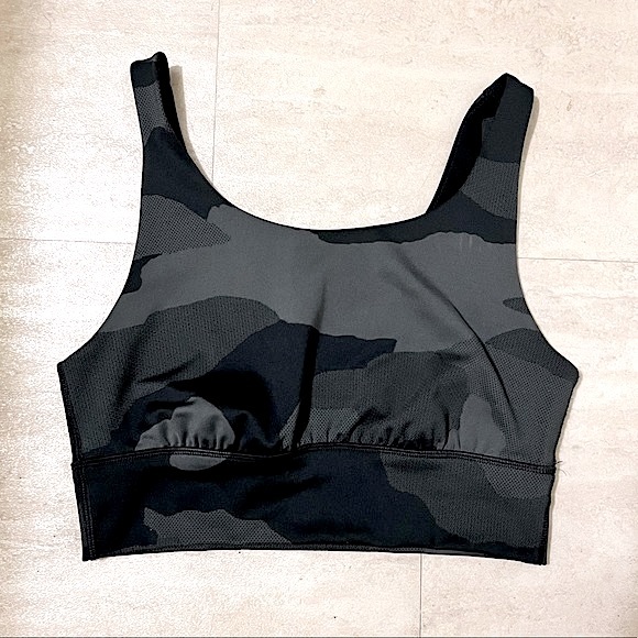 AERIE (NWOT) โข Offline Camo Sports Bra with Back Cutout โข Size Medium - Picture 7 of 11